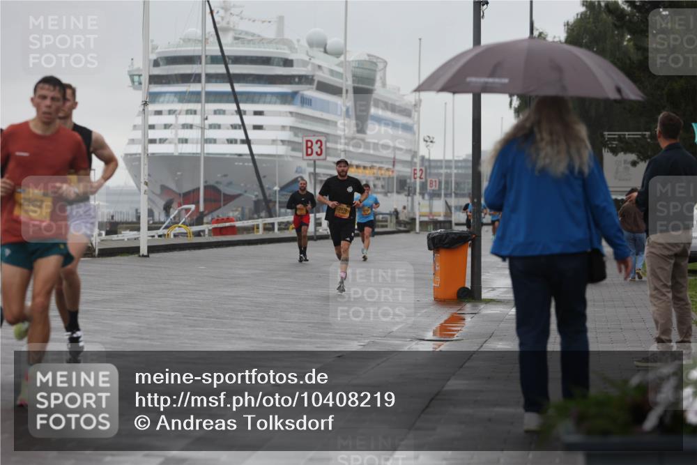 13.09.2026 - Kiel Lauf Andreas Tolksdorf http://msf.ph/oto/10408219 13.09.2026 11:40:59 Kiellinie 2562, 3, 2, 3970 meine-sportfotos.de