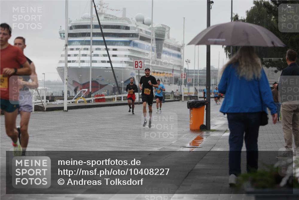13.09.2026 - Kiel Lauf Andreas Tolksdorf http://msf.ph/oto/10408227 13.09.2026 11:41:00 Kiellinie 12, 82, 3, 2, 3970 meine-sportfotos.de