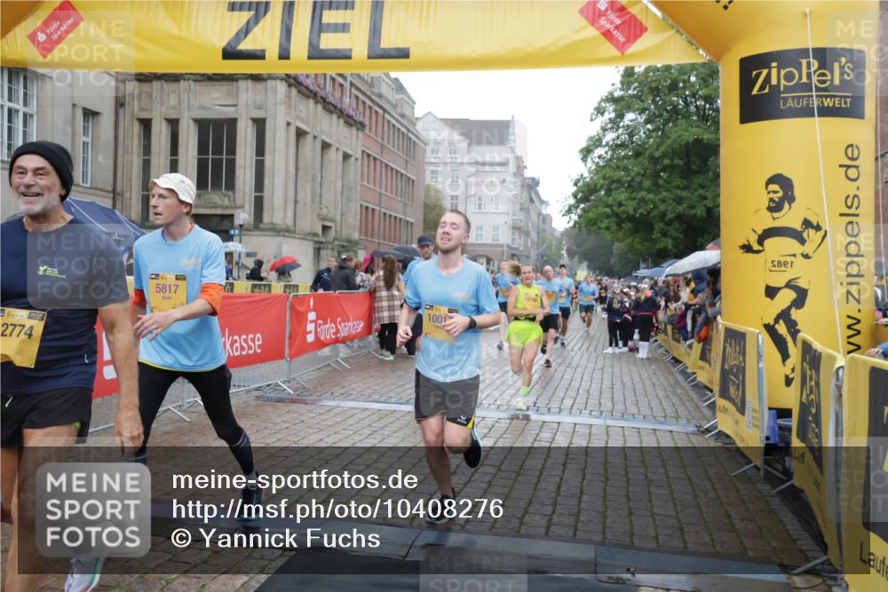 13.09.2026 - Kiel Lauf Yannick Fuchs http://msf.ph/oto/10408276 13.09.2026 10:36:06 Ziel 867, 1321, 2541, 3634, 3811, 4889, 4971, 5947, 6634, 6957, 7619, 8224, 10045, 10860, 11662, 12286, 100, 215, 343, 1376, 1993, 2116, 2248, 2494, 3124, 3790, 4538, 5151, 5698, 6085, 6645, 7215, 7280, 7721, 8002, 8079, 8393, 8415, 8432, 8557, 8660, 8747, 8973, 10483, 10701, 10835, 10998, 11181, 11363, 11567, 11903, 12766, 1003, 1278, 1477, 1653, 2286, 4029, 4078, 4172, 5466, 6763, 7158, 7252, 7920, 8554, 8579, 8743, 8923, 9201, 10075, 10852, 11145, 12022 meine-sportfotos.de