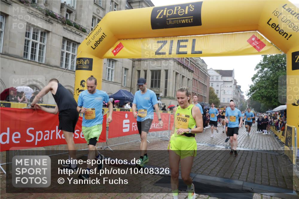 13.09.2026 - Kiel Lauf Yannick Fuchs http://msf.ph/oto/10408326 13.09.2026 10:36:09 Ziel 867, 1003, 1321, 2541, 3634, 4889, 4971, 5947, 6634, 6957, 8224, 8579, 8743, 10045, 10860, 11662, 12286, 100, 215, 343, 1376, 1993, 2116, 2248, 2494, 3124, 3790, 3811, 4538, 5151, 5698, 6085, 6645, 7215, 7280, 7619, 7721, 8002, 8079, 8393, 8415, 8432, 8557, 8660, 8747, 10483, 10701, 10835, 10998, 11567, 11903, 1278, 1477, 1653, 2286, 2380, 4029, 4078, 4172, 5466, 6763, 7158, 7252, 7920, 8242, 8554, 8923, 9201, 10075, 10852, 11145, 12022, 100, 1993, 3790 meine-sportfotos.de