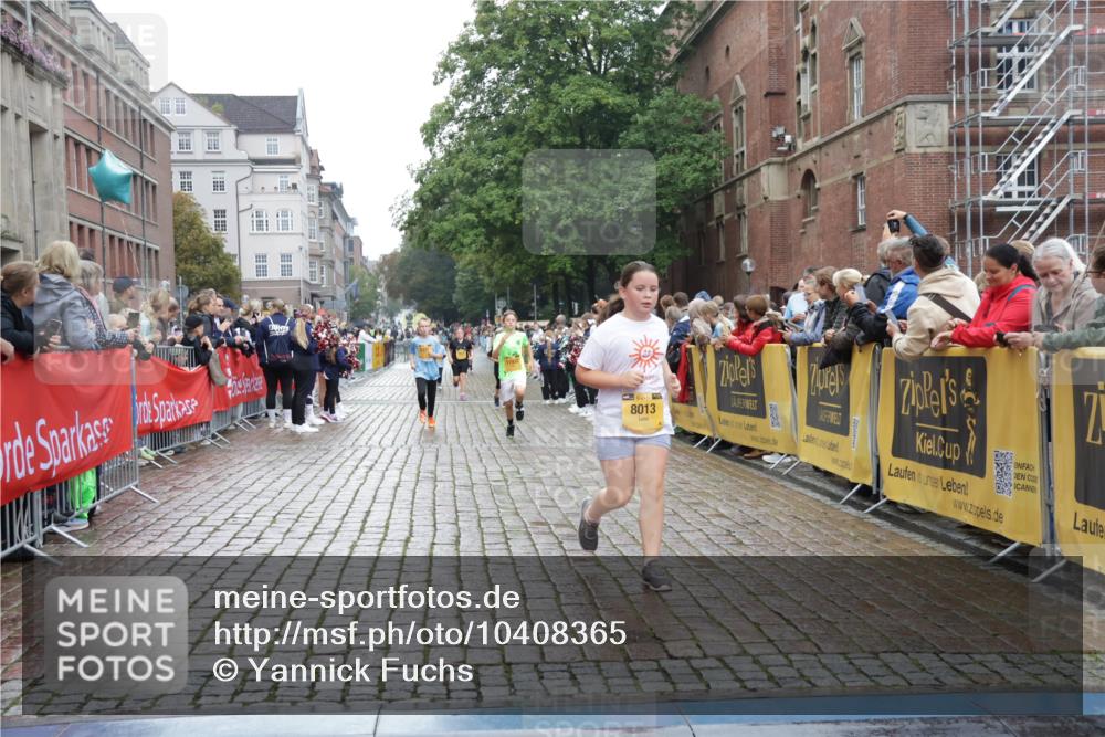 13.09.2026 - Kiel Lauf Yannick Fuchs http://msf.ph/oto/10408365 13.09.2026 09:02:54 Ziel 1175, 1830, 1870, 2739, 12052, 963, 2635, 4337, 5618, 5983, 6749, 6853, 7853, 8419, 9119, 9212, 12270, 2178, 2372, 8013, 11932, 1992, 2635, 3250, 3405, 3406, 5482, 6251, 6485, 6672, 6749, 8183, 8419, 10288, 11571 meine-sportfotos.de