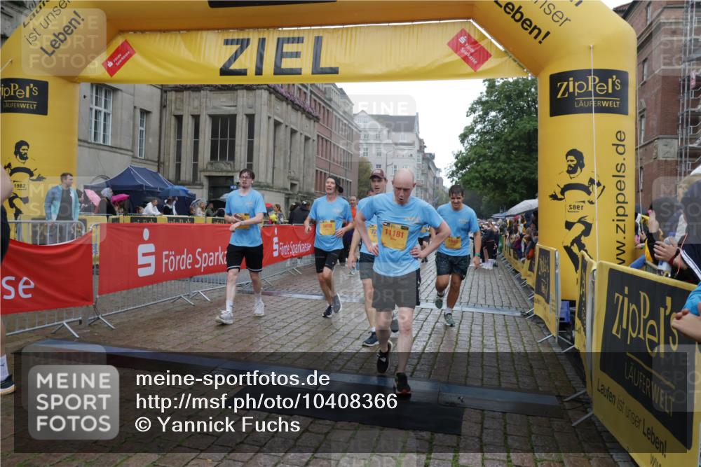 13.09.2026 - Kiel Lauf Yannick Fuchs http://msf.ph/oto/10408366 13.09.2026 10:36:11 Ziel 867, 1003, 1321, 2541, 3634, 4889, 4971, 5947, 7920, 8224, 8554, 8579, 8743, 10045, 10860, 11662, 12022, 12286, 100, 215, 343, 1376, 2116, 2248, 2494, 3124, 3790, 3811, 4538, 4889, 5698, 6085, 6634, 6645, 6957, 7215, 7619, 7721, 8002, 8079, 8393, 8415, 8432, 8557, 8660, 8747, 10701, 10835, 10998, 11567, 11903, 12286, 1278, 1477, 1653, 2286, 2380, 2425, 4029, 4078, 4172, 5466, 6763, 7158, 7252, 8242, 8923, 9201, 10075, 10852, 11145, 100, 1993, 3124, 3790 meine-sportfotos.de