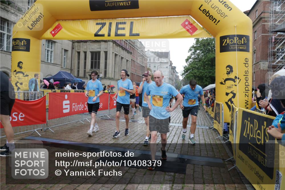13.09.2026 - Kiel Lauf Yannick Fuchs http://msf.ph/oto/10408379 13.09.2026 10:36:11 Ziel 867, 1003, 1321, 2541, 3634, 4889, 4971, 5947, 7920, 8224, 8554, 8579, 8743, 10045, 10860, 11662, 12022, 12286, 100, 215, 343, 1376, 2116, 2248, 2494, 3124, 3790, 3811, 4538, 4889, 5698, 6085, 6634, 6645, 6957, 7215, 7619, 7721, 8002, 8079, 8393, 8415, 8432, 8557, 8660, 8747, 10701, 10835, 10998, 11567, 11903, 12286, 1278, 1477, 1653, 2286, 2380, 2425, 4029, 4078, 4172, 5466, 6763, 7158, 7252, 8242, 8923, 9201, 10075, 10852, 11145, 100, 1993, 3124, 3790 meine-sportfotos.de