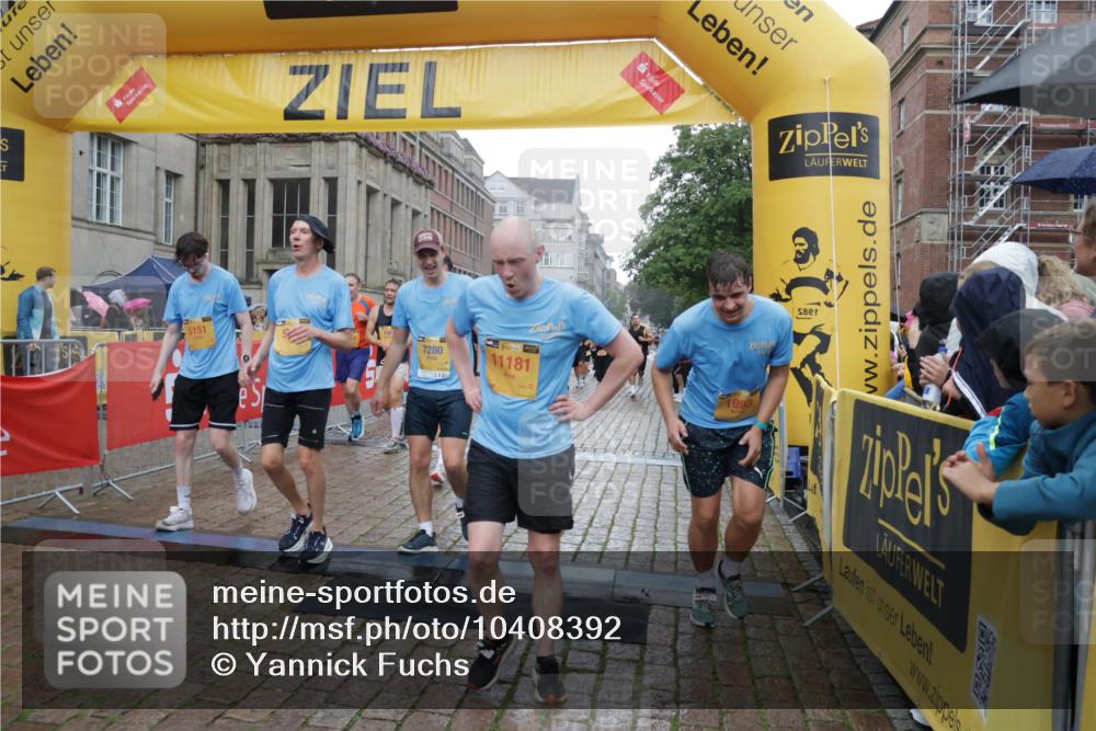 13.09.2026 - Kiel Lauf Yannick Fuchs http://msf.ph/oto/10408392 13.09.2026 10:36:12 Ziel 867, 1003, 1321, 2541, 3634, 4971, 5947, 7920, 8224, 8554, 8579, 8743, 10045, 10075, 10860, 11662, 12022, 100, 215, 343, 1321, 1376, 2116, 2248, 2494, 3124, 3634, 3790, 3811, 4538, 4889, 6085, 6634, 6645, 6957, 7215, 7619, 7721, 8002, 8079, 8393, 8415, 8432, 8557, 8660, 8747, 10701, 10835, 10998, 11567, 11903, 12286, 1278, 1477, 1653, 2286, 2380, 2425, 4029, 4078, 4172, 5045, 5466, 6763, 7158, 7252, 8242, 8923, 9201, 10852, 11145, 100, 1376, 1993, 3124, 3790 meine-sportfotos.de