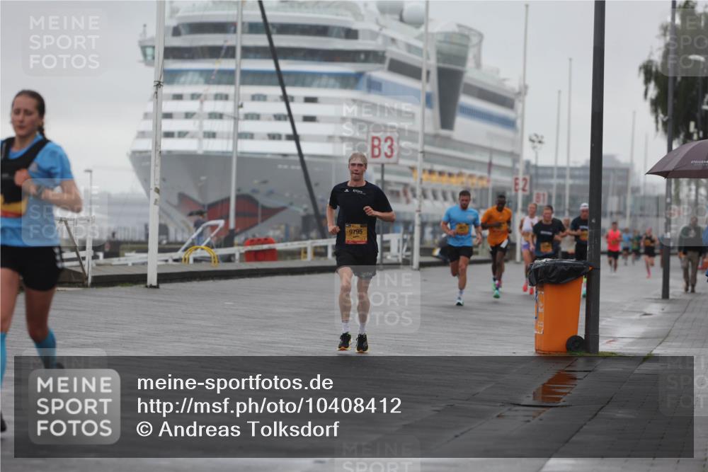 13.09.2026 - Kiel Lauf Andreas Tolksdorf http://msf.ph/oto/10408412 13.09.2026 11:41:15 Kiellinie 9795, 3 meine-sportfotos.de