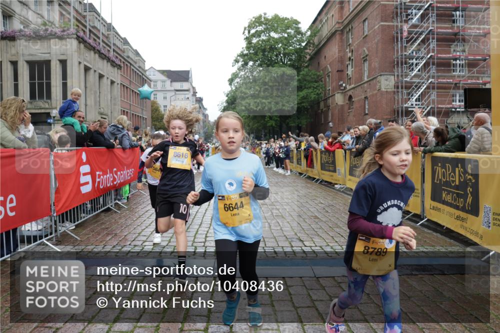 13.09.2026 - Kiel Lauf Yannick Fuchs http://msf.ph/oto/10408436 13.09.2026 09:03:05 Ziel 1175, 2178, 2739, 963, 1830, 1870, 5618, 5983, 6853, 9119, 9212, 12052, 12270, 2372, 2528, 5854, 6644, 7020, 7564, 8013, 8613, 8616, 8789, 8924, 11932, 963, 4337, 7853, 9119 meine-sportfotos.de