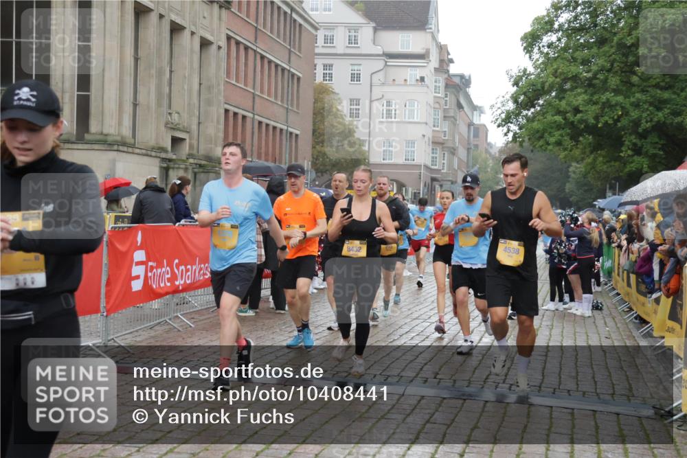 13.09.2026 - Kiel Lauf Yannick Fuchs http://msf.ph/oto/10408441 13.09.2026 10:36:15 Ziel 1003, 1653, 2541, 4078, 4172, 4971, 7158, 7920, 8224, 8554, 8579, 8743, 9201, 10045, 10075, 10860, 11145, 11662, 12022, 215, 343, 867, 1321, 1376, 2116, 2248, 2494, 3634, 3811, 4538, 4889, 5947, 6085, 6634, 6645, 6957, 7215, 7619, 7721, 8002, 8079, 8393, 8415, 8432, 8557, 8747, 10701, 10835, 10998, 11567, 11903, 12286, 1278, 1477, 1534, 1584, 2095, 2286, 2380, 2425, 4029, 5045, 5466, 5574, 6763, 7252, 8242, 8923, 10852, 11113, 100, 215, 1376, 1993, 2248, 3124, 3790, 6645 meine-sportfotos.de