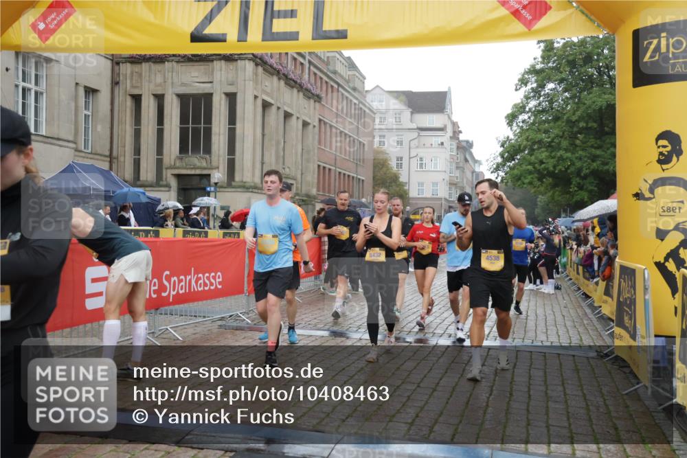 13.09.2026 - Kiel Lauf Yannick Fuchs http://msf.ph/oto/10408463 13.09.2026 10:36:16 Ziel 1003, 1477, 1653, 2541, 4078, 4172, 4971, 7158, 7920, 8224, 8554, 8579, 8743, 9201, 10045, 10075, 10860, 11145, 11662, 12022, 215, 343, 867, 1321, 2116, 2248, 2494, 2541, 3634, 3811, 4889, 5947, 6085, 6634, 6645, 6957, 7215, 7619, 7721, 8002, 8079, 8393, 8415, 8557, 8747, 10701, 10835, 10998, 11567, 11662, 11903, 12286, 1278, 1534, 1584, 2095, 2286, 2380, 2425, 4029, 5045, 5466, 5541, 5574, 6763, 7252, 8242, 8923, 10852, 11113, 100, 215, 1376, 1993, 2248, 3124, 3790, 6645 meine-sportfotos.de
