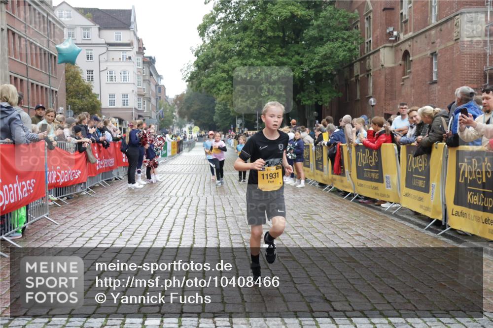 13.09.2026 - Kiel Lauf Yannick Fuchs http://msf.ph/oto/10408466 13.09.2026 09:03:11 Ziel 2178, 2372, 8013, 11932, 1175, 1830, 1870, 2739, 5983, 6853, 12052, 12270, 2528, 5854, 6644, 7020, 7564, 8613, 8616, 8789, 8924, 11931, 963, 5618, 6853, 9119, 9212, 12270 meine-sportfotos.de