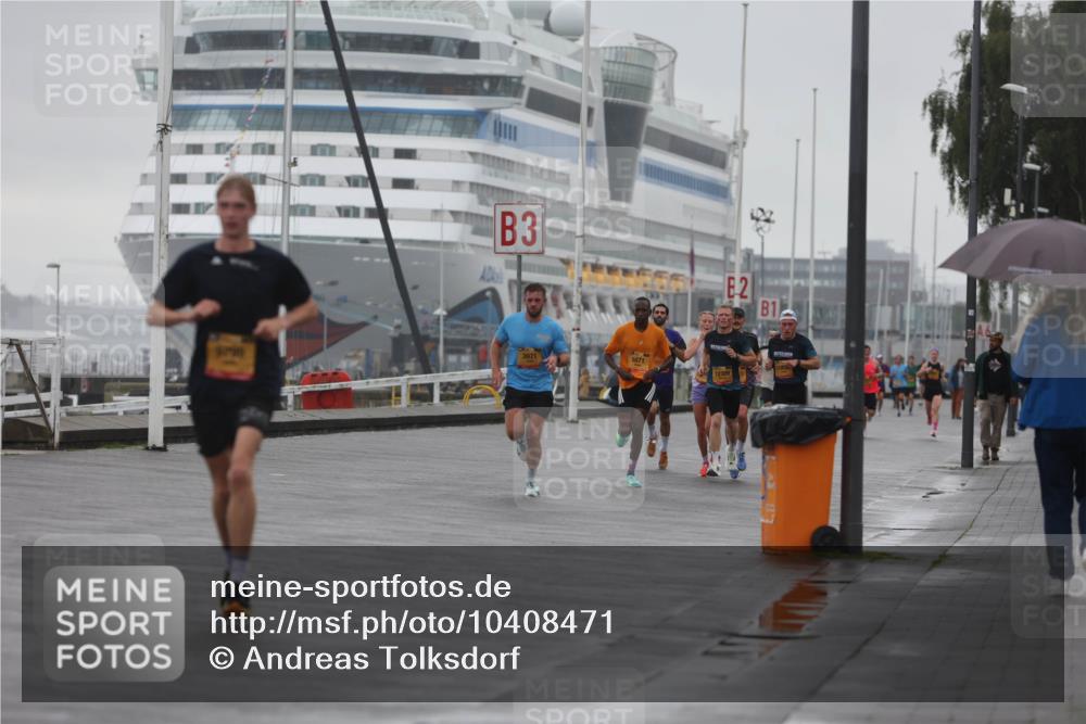 13.09.2026 - Kiel Lauf Andreas Tolksdorf http://msf.ph/oto/10408471 13.09.2026 11:41:17 Kiellinie 9790, 3, 2, 1, 3971, 12309 meine-sportfotos.de