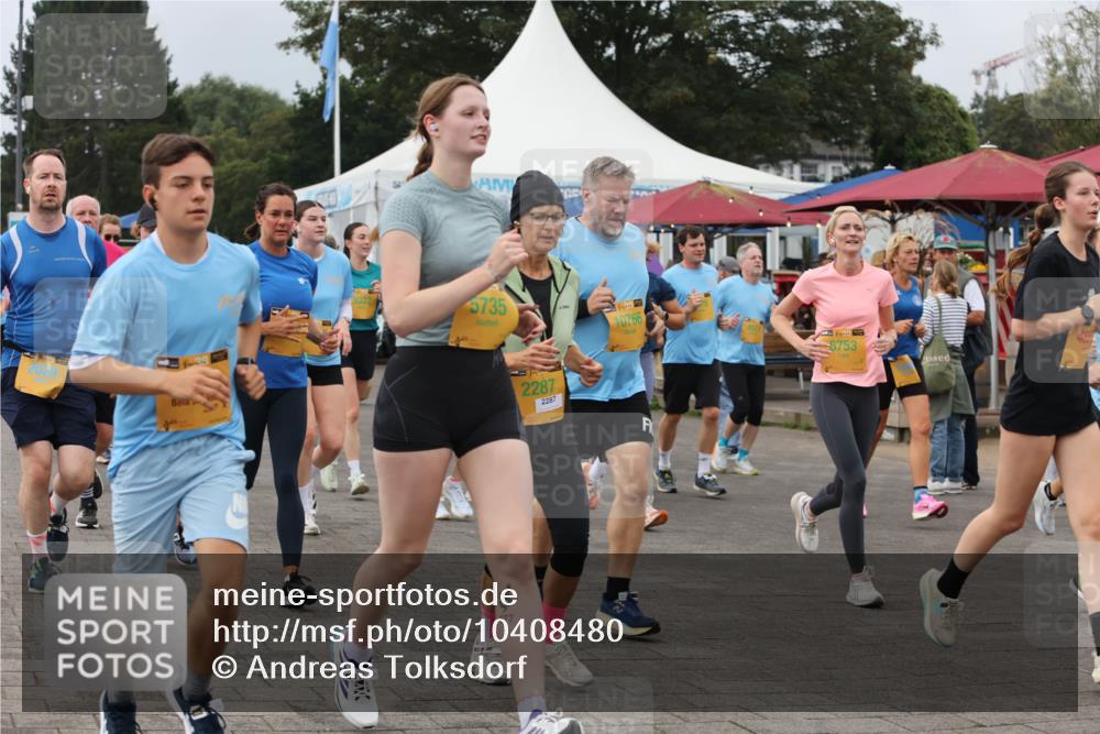 13.09.2026 - Kiel Lauf Andreas Tolksdorf http://msf.ph/oto/10408480 13.09.2026 10:00:23 Kiellinie 2029, 3032, 5735, 777, 2287, 2287, 10766, 3, 8753 meine-sportfotos.de