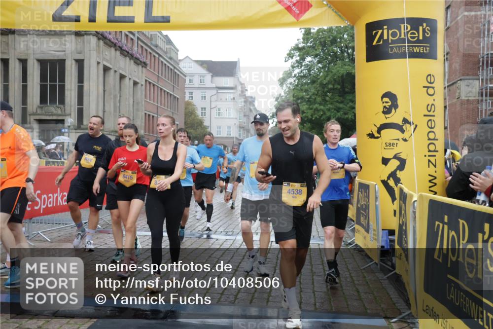 13.09.2026 - Kiel Lauf Yannick Fuchs http://msf.ph/oto/10408506 13.09.2026 10:36:18 Ziel 1003, 1477, 1653, 2286, 4078, 4172, 4971, 7158, 7920, 8224, 8554, 8579, 8743, 9201, 10045, 10075, 10852, 10860, 11145, 12022, 343, 867, 1321, 2116, 2494, 2541, 3634, 3811, 4889, 5947, 6085, 6634, 6645, 6957, 7619, 7721, 8393, 8557, 8747, 10701, 10835, 10860, 10998, 11567, 11662, 11903, 12286, 1278, 1534, 1584, 2095, 2380, 2425, 2571, 4029, 5045, 5466, 5541, 5574, 6763, 7177, 7252, 8242, 8923, 11113, 100, 215, 1376, 2116, 2248, 3124, 3790, 6085, 6645 meine-sportfotos.de
