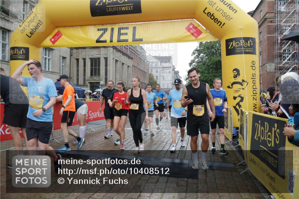 13.09.2026 - Kiel Lauf Yannick Fuchs http://msf.ph/oto/10408512 13.09.2026 10:36:19 Ziel 1003, 1477, 1653, 2286, 4078, 4172, 4971, 5466, 6763, 7158, 7920, 8224, 8554, 8579, 8743, 9201, 10045, 10075, 10852, 11145, 12022, 343, 867, 1321, 2116, 2494, 2541, 3634, 3811, 4889, 5947, 6085, 6634, 6957, 7619, 7721, 8224, 8393, 8557, 8747, 10701, 10835, 10860, 10998, 11567, 11662, 11903, 12286, 1278, 1534, 1584, 2095, 2380, 2425, 2571, 4029, 4692, 5045, 5541, 5574, 7177, 7252, 7312, 8242, 8494, 8923, 11113, 100, 215, 1376, 2116, 2248, 3124, 3790, 6085, 6645, 11567 meine-sportfotos.de