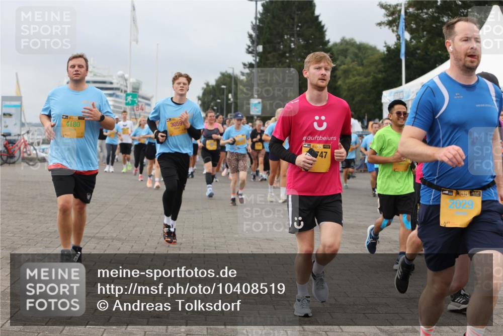 13.09.2026 - Kiel Lauf Andreas Tolksdorf http://msf.ph/oto/10408519 13.09.2026 10:00:25 Kiellinie 38, 4180, 3059, 747, 38, 2029 meine-sportfotos.de