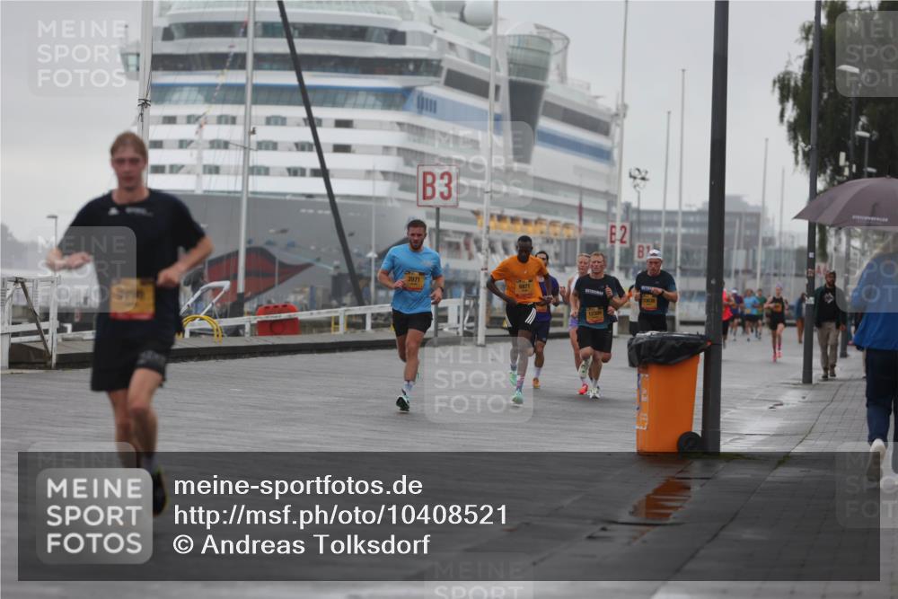 13.09.2026 - Kiel Lauf Andreas Tolksdorf http://msf.ph/oto/10408521 13.09.2026 11:41:18 Kiellinie 979, 3, 2, 3971, 6871, 10638 meine-sportfotos.de