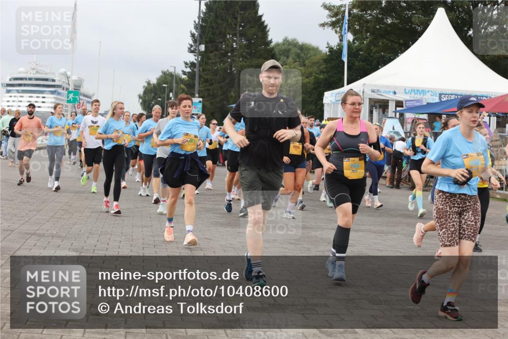 13.09.2026 - Kiel Lauf Andreas Tolksdorf http://msf.ph/oto/10408600 13.09.2026 10:00:29 Kiellinie 3950 meine-sportfotos.de