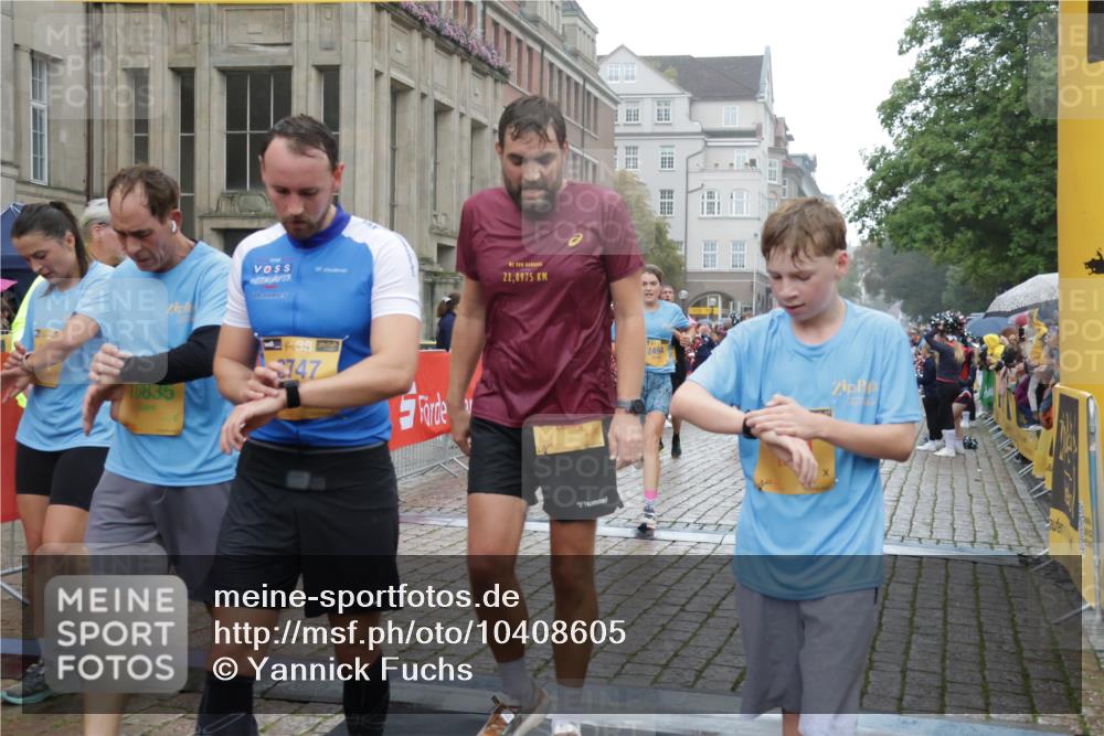 13.09.2026 - Kiel Lauf Yannick Fuchs http://msf.ph/oto/10408605 13.09.2026 10:36:27 Ziel 1278, 1477, 1653, 2286, 2380, 2425, 4029, 4078, 4172, 5045, 5466, 6763, 7158, 7252, 8242, 8923, 9201, 10075, 10852, 11145, 343, 867, 1003, 1321, 2494, 2541, 3634, 3811, 4889, 4971, 5947, 6634, 6957, 7619, 7920, 8224, 8393, 8554, 8557, 8579, 8743, 10045, 10075, 10860, 10998, 11662, 12022, 12286, 229, 1534, 1584, 2095, 2571, 2966, 4692, 5541, 5574, 6309, 7177, 7312, 8494, 8760, 9352, 9554, 11113, 11619, 12104, 343, 2116, 2494, 6085, 7721, 8393, 8557, 8747, 10835, 11567 meine-sportfotos.de