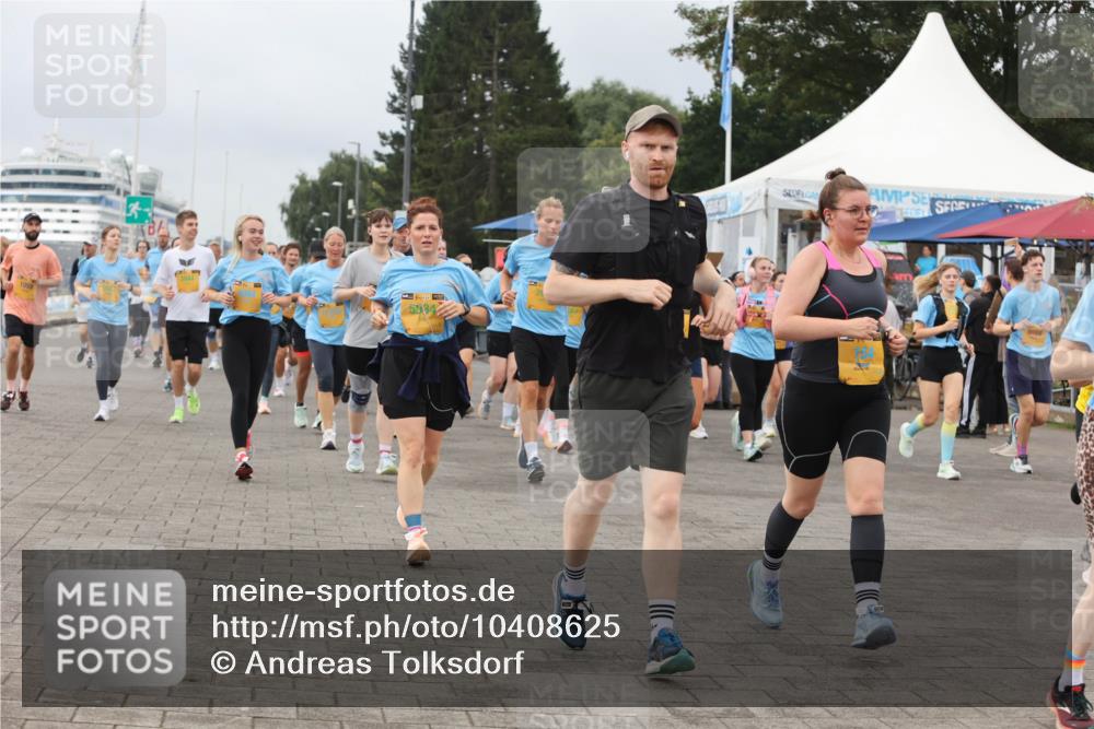 13.09.2026 - Kiel Lauf Andreas Tolksdorf http://msf.ph/oto/10408625 13.09.2026 10:00:29 Kiellinie 593 meine-sportfotos.de