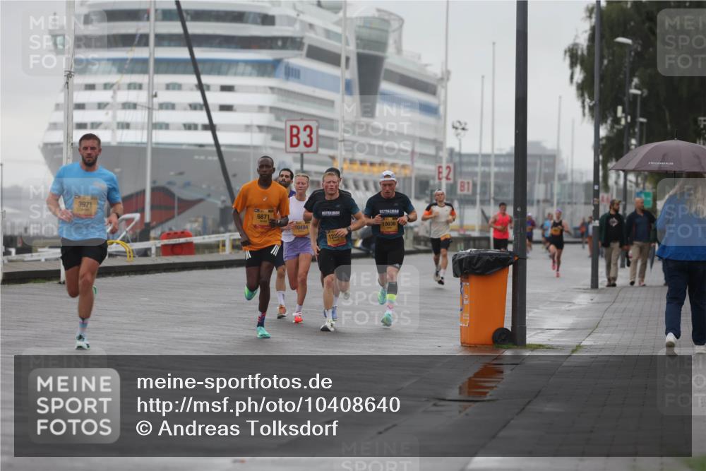 13.09.2026 - Kiel Lauf Andreas Tolksdorf http://msf.ph/oto/10408640 13.09.2026 11:41:21 Kiellinie 3971, 6871, 3, 10494, 12, 10638, 2 meine-sportfotos.de