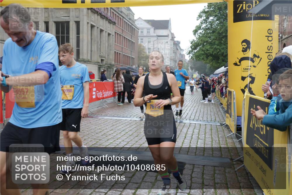 13.09.2026 - Kiel Lauf Yannick Fuchs http://msf.ph/oto/10408685 13.09.2026 10:36:35 Ziel 1278, 1534, 1584, 2095, 2380, 2425, 2571, 4029, 4692, 5045, 5541, 5574, 7177, 7252, 7312, 8242, 8494, 8923, 11113, 867, 1003, 1321, 1477, 1653, 2286, 2541, 3634, 4029, 4078, 4172, 4889, 4971, 5466, 5947, 6634, 6763, 6957, 7158, 7920, 8224, 8554, 8579, 8743, 8923, 9201, 10045, 10075, 10852, 10860, 11145, 11662, 12022, 12286, 229, 2966, 4464, 6309, 8055, 8099, 8760, 9352, 9554, 9657, 10608, 11619, 11867, 12104, 343, 1321, 3634, 3811, 4889, 6634, 6957, 7619, 8393, 8557 meine-sportfotos.de