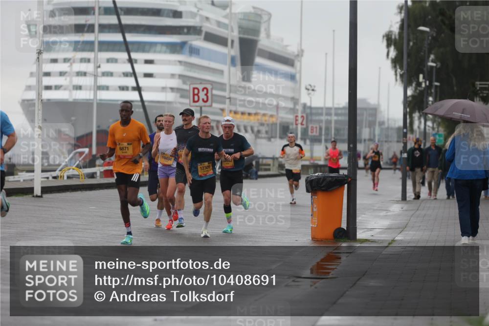 13.09.2026 - Kiel Lauf Andreas Tolksdorf http://msf.ph/oto/10408691 13.09.2026 11:41:23 Kiellinie 6871, 3, 10494, 12309, 2 meine-sportfotos.de