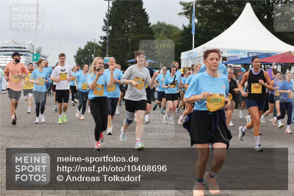 13.09.2026 - Kiel Lauf Andreas Tolksdorf http://msf.ph/oto/10408696 13.09.2026 10:00:31 Kiellinie 1059, 3944, 762, 3950 meine-sportfotos.de