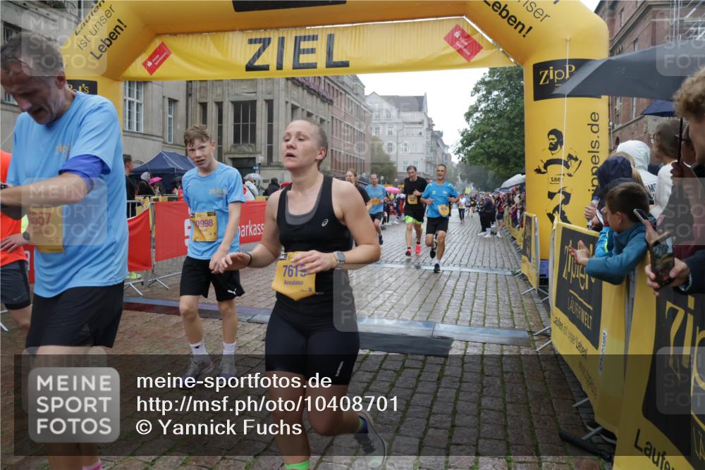 13.09.2026 - Kiel Lauf Yannick Fuchs http://msf.ph/oto/10408701 13.09.2026 10:36:35 Ziel 1278, 1534, 1584, 2095, 2380, 2425, 2571, 4029, 4692, 5045, 5541, 5574, 7177, 7252, 7312, 8242, 8494, 8923, 11113, 867, 1003, 1321, 1477, 1653, 2286, 2541, 3634, 4029, 4078, 4172, 4889, 4971, 5466, 5947, 6634, 6763, 6957, 7158, 7920, 8224, 8554, 8579, 8743, 8923, 9201, 10045, 10075, 10852, 10860, 11145, 11662, 12022, 12286, 229, 2966, 4464, 6309, 8055, 8099, 8760, 9352, 9554, 9657, 10608, 11619, 11867, 12104, 343, 1321, 3634, 3811, 4889, 6634, 6957, 7619, 8393, 8557 meine-sportfotos.de