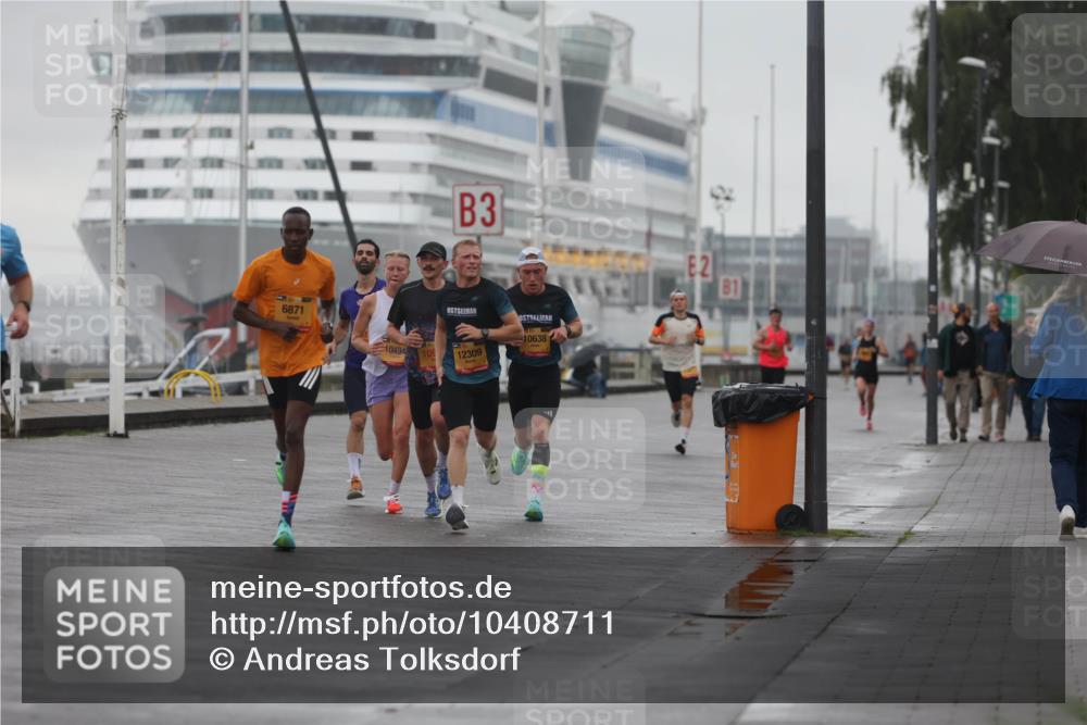 13.09.2026 - Kiel Lauf Andreas Tolksdorf http://msf.ph/oto/10408711 13.09.2026 11:41:23 Kiellinie 3, 6871, 10494, 109, 12309, 10638, 2 meine-sportfotos.de