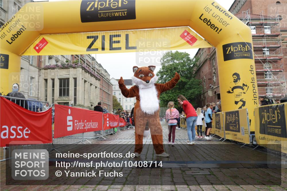 13.09.2026 - Kiel Lauf Yannick Fuchs http://msf.ph/oto/10408714 13.09.2026 09:04:55 Ziel 7068, 2670, 8088, 8583, 1968, 2670, 8088 meine-sportfotos.de