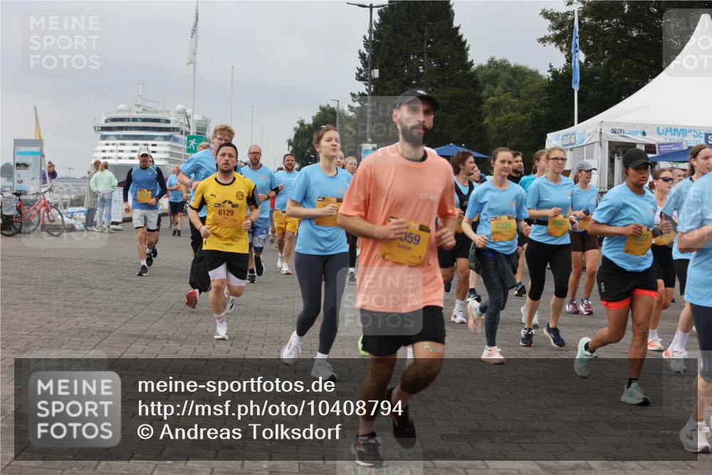 13.09.2026 - Kiel Lauf Andreas Tolksdorf http://msf.ph/oto/10408794 13.09.2026 10:00:33 Kiellinie 6922, 6339, 6129, 059 meine-sportfotos.de
