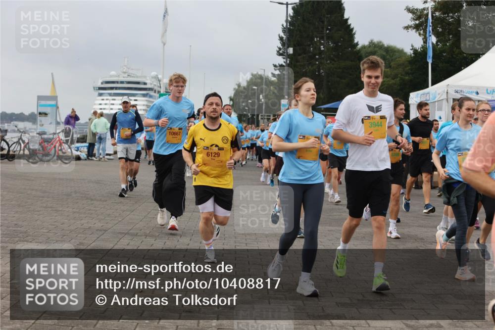 13.09.2026 - Kiel Lauf Andreas Tolksdorf http://msf.ph/oto/10408817 13.09.2026 10:00:34 Kiellinie 10667, 6129, 3944, 8398 meine-sportfotos.de