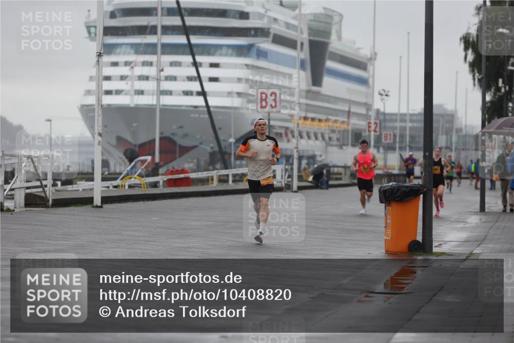 13.09.2026 - Kiel Lauf Andreas Tolksdorf http://msf.ph/oto/10408820 13.09.2026 11:41:29 Kiellinie 3, 2, 81 meine-sportfotos.de