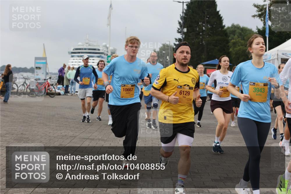 13.09.2026 - Kiel Lauf Andreas Tolksdorf http://msf.ph/oto/10408855 13.09.2026 10:00:35 Kiellinie 4201, 10667, 6129, 4, 38, 3943, 6224 meine-sportfotos.de