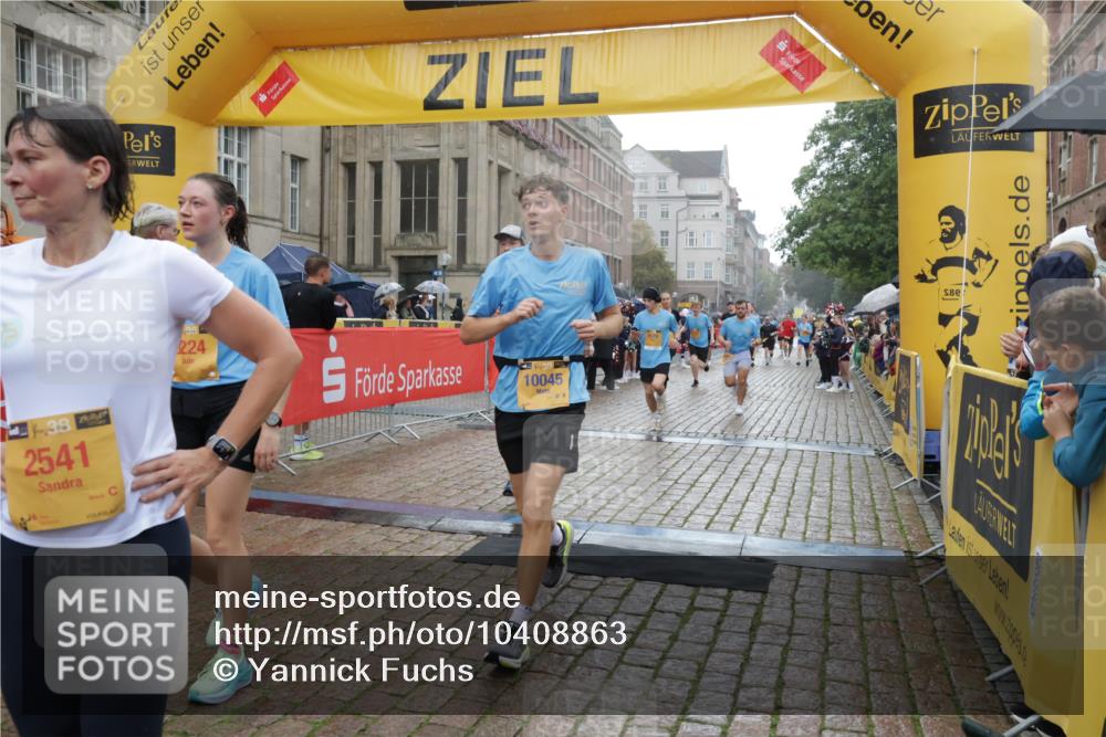 13.09.2026 - Kiel Lauf Yannick Fuchs http://msf.ph/oto/10408863 13.09.2026 10:36:47 Ziel 229, 2571, 2966, 4464, 4692, 6309, 7177, 7312, 8055, 8494, 8760, 9352, 9554, 11619, 11867, 12104, 1003, 1278, 1477, 1534, 1584, 1653, 2095, 2286, 2380, 2425, 2571, 4029, 4078, 4172, 5045, 5466, 5541, 5574, 6763, 7158, 7252, 7920, 8242, 8554, 8579, 8743, 8923, 9201, 10075, 10852, 11113, 11145, 12022, 388, 886, 990, 1211, 4928, 5331, 6671, 8099, 8162, 8390, 8391, 8792, 9289, 9657, 9901, 10317, 10608, 11101, 11883, 12545, 1003, 2541, 4971, 7920, 8224, 8579, 8743 meine-sportfotos.de