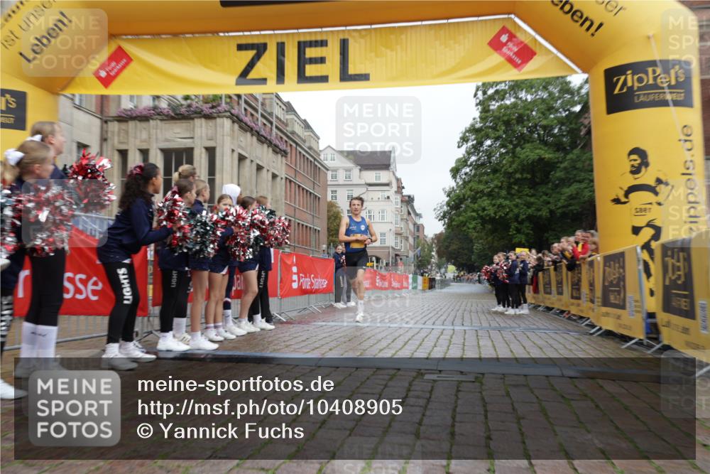 13.09.2026 - Kiel Lauf Yannick Fuchs http://msf.ph/oto/10408905 13.09.2026 09:30:35 Ziel 3232 meine-sportfotos.de