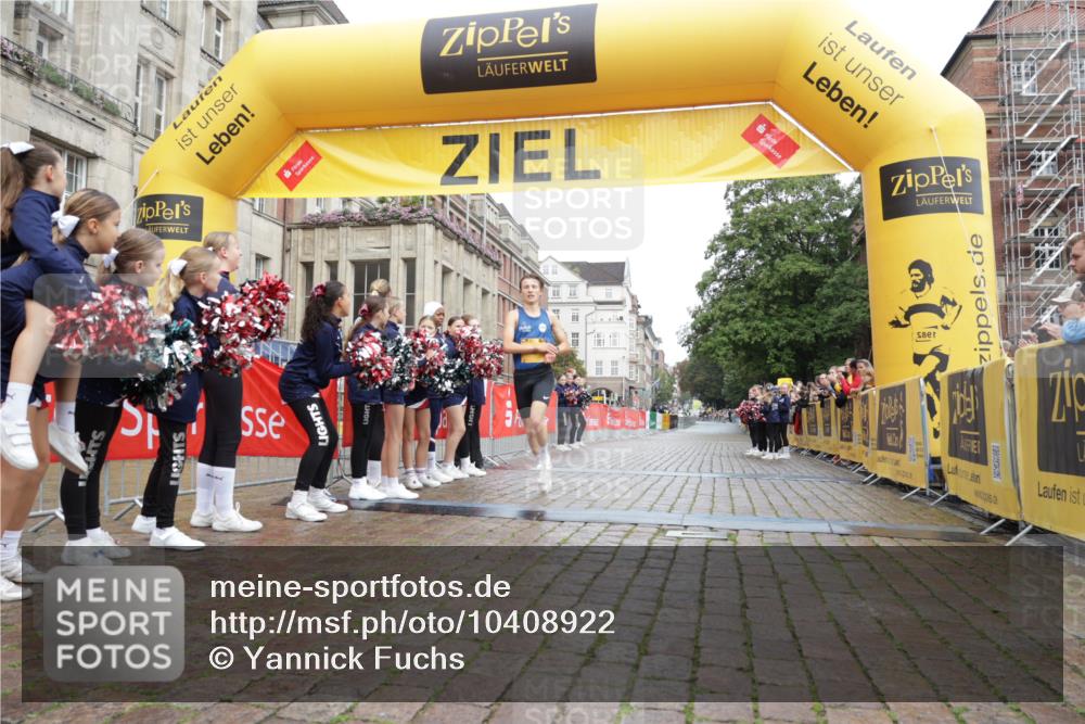 13.09.2026 - Kiel Lauf Yannick Fuchs http://msf.ph/oto/10408922 13.09.2026 09:30:36 Ziel 3232, 12703 meine-sportfotos.de
