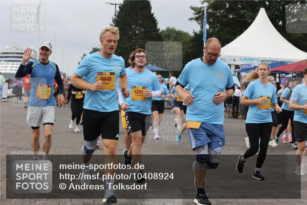 13.09.2026 - Kiel Lauf Andreas Tolksdorf http://msf.ph/oto/10408924 13.09.2026 10:00:38 Kiellinie 38, 7888, 38, 6946, 138, 4201 meine-sportfotos.de