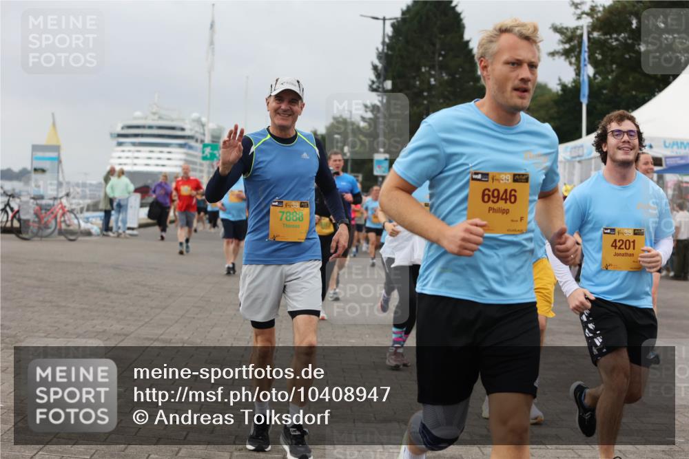 13.09.2026 - Kiel Lauf Andreas Tolksdorf http://msf.ph/oto/10408947 13.09.2026 10:00:39 Kiellinie 38, 7888, 38, 6946, 38, 4201 meine-sportfotos.de