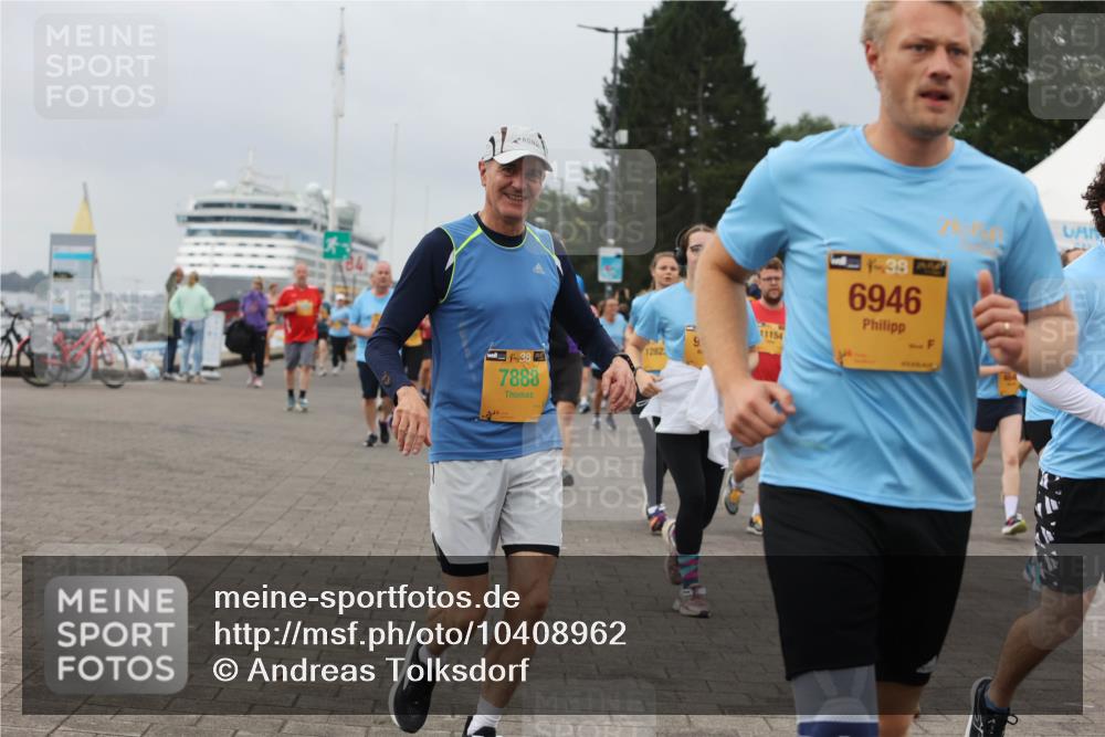 13.09.2026 - Kiel Lauf Andreas Tolksdorf http://msf.ph/oto/10408962 13.09.2026 10:00:39 Kiellinie 38, 7888, 1282, 11154, 38, 6946 meine-sportfotos.de