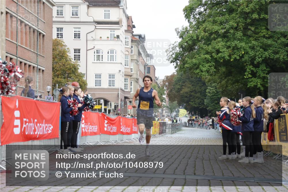 13.09.2026 - Kiel Lauf Yannick Fuchs http://msf.ph/oto/10408979 13.09.2026 09:30:58 Ziel 12703, 3232 meine-sportfotos.de
