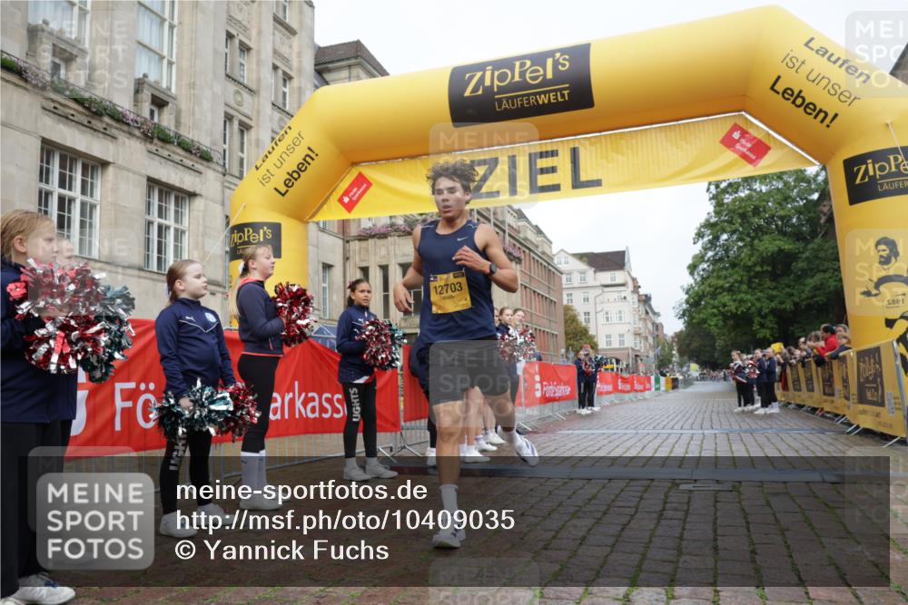 13.09.2026 - Kiel Lauf Yannick Fuchs http://msf.ph/oto/10409035 13.09.2026 09:31:01 Ziel 12703, 3232 meine-sportfotos.de