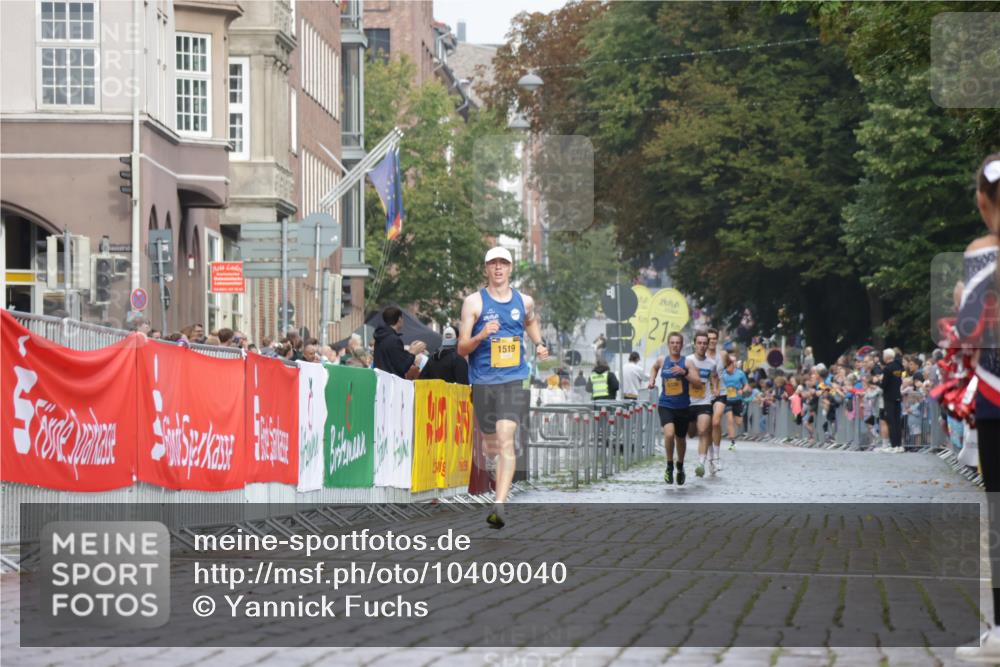 13.09.2026 - Kiel Lauf Yannick Fuchs http://msf.ph/oto/10409040 13.09.2026 09:31:27 Ziel 1519, 12703, 1515, 2409, 5339, 6685 meine-sportfotos.de