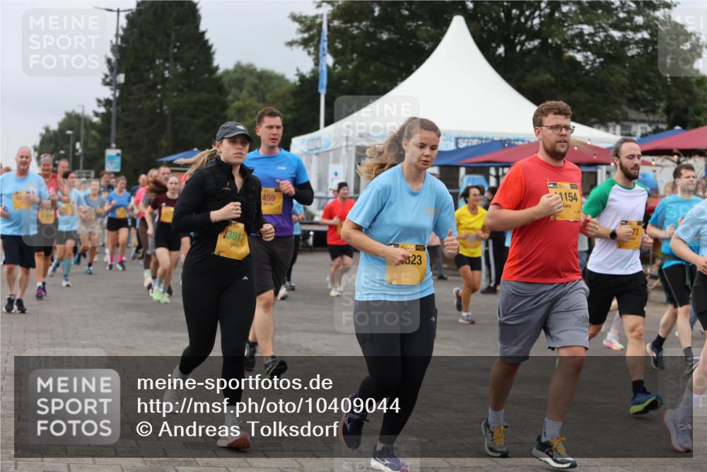 13.09.2026 - Kiel Lauf Andreas Tolksdorf http://msf.ph/oto/10409044 13.09.2026 10:00:41 Kiellinie 3817, 459, 823, 1154 meine-sportfotos.de
