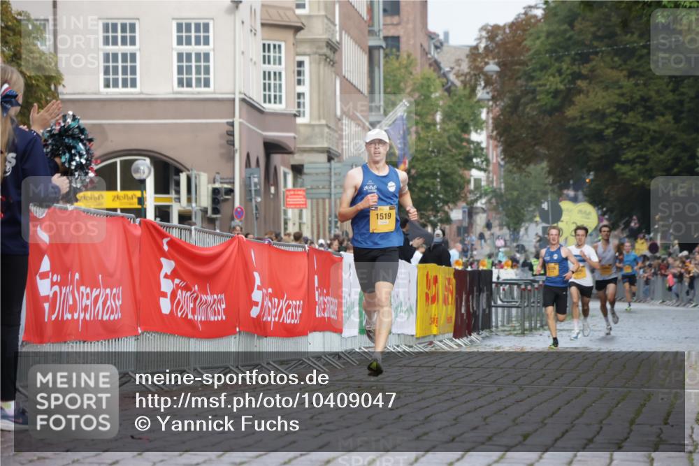 13.09.2026 - Kiel Lauf Yannick Fuchs http://msf.ph/oto/10409047 13.09.2026 09:31:29 Ziel 1519, 6685, 12703, 1515, 2409, 5339, 12703 meine-sportfotos.de