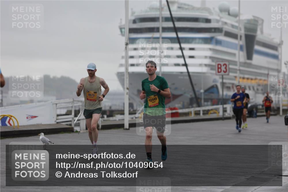 13.09.2026 - Kiel Lauf Andreas Tolksdorf http://msf.ph/oto/10409054 13.09.2026 11:41:56 Kiellinie 9575, 12449, 3 meine-sportfotos.de