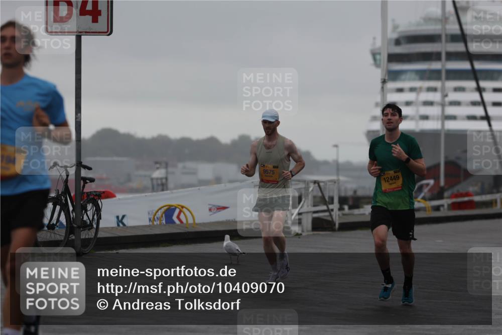 13.09.2026 - Kiel Lauf Andreas Tolksdorf http://msf.ph/oto/10409070 13.09.2026 11:41:57 Kiellinie 194, 4, 9575, 1, 39, 12449 meine-sportfotos.de