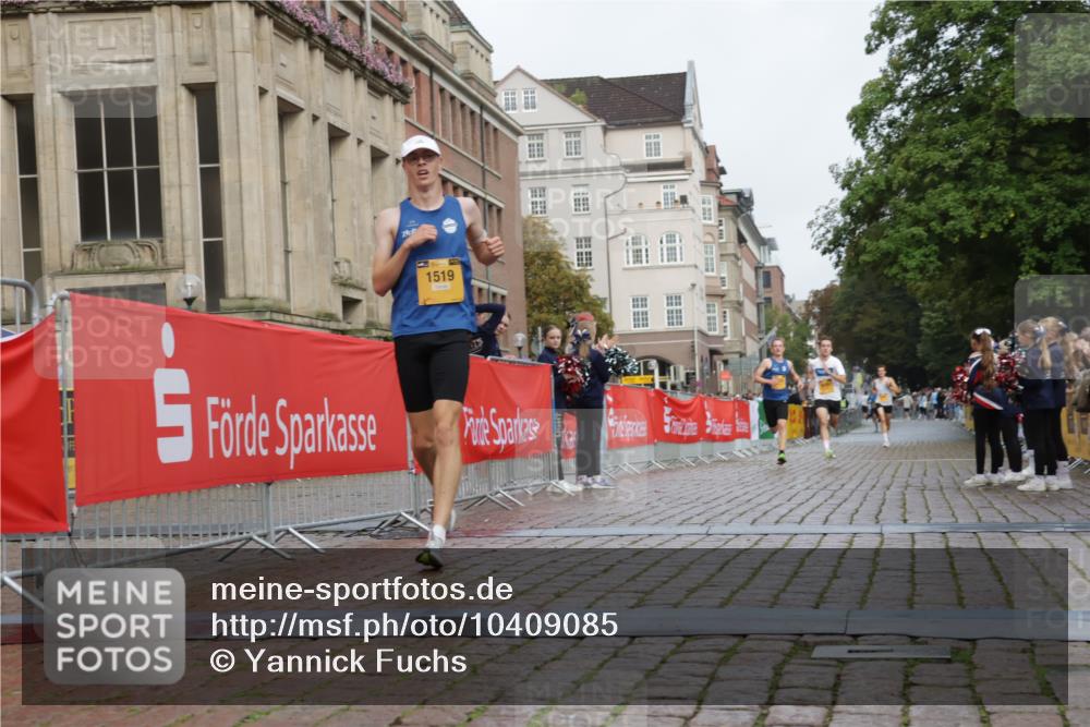 13.09.2026 - Kiel Lauf Yannick Fuchs http://msf.ph/oto/10409085 13.09.2026 09:31:34 Ziel 1519, 2409, 5339, 6685, 1515, 12703 meine-sportfotos.de