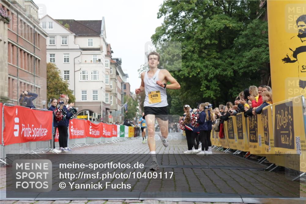 13.09.2026 - Kiel Lauf Yannick Fuchs http://msf.ph/oto/10409117 13.09.2026 09:31:42 Ziel 1515, 2409, 5339, 6685, 1519 meine-sportfotos.de