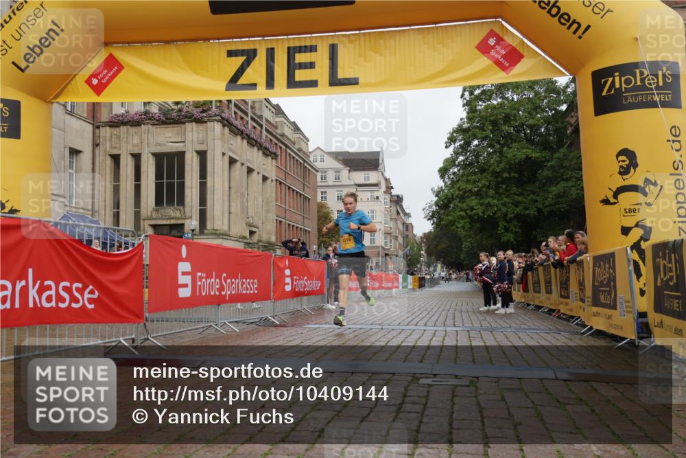 13.09.2026 - Kiel Lauf Yannick Fuchs http://msf.ph/oto/10409144 13.09.2026 09:31:47 Ziel 1515, 2409, 1519, 5339, 6685 meine-sportfotos.de