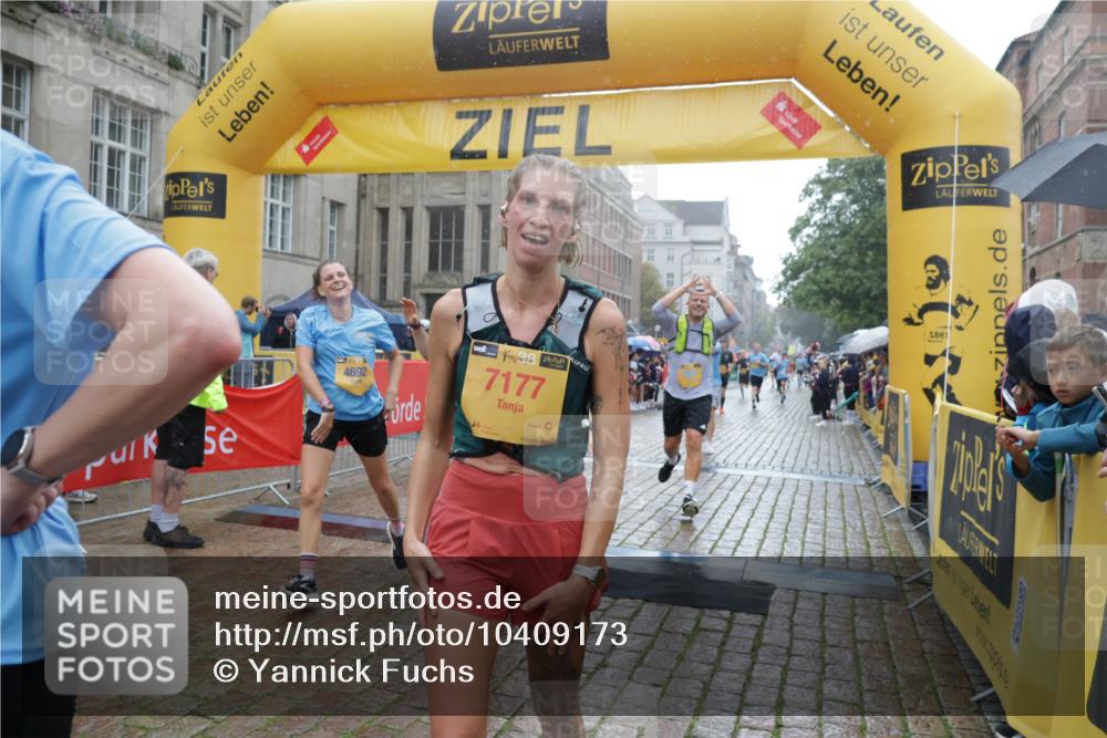 13.09.2026 - Kiel Lauf Yannick Fuchs http://msf.ph/oto/10409173 13.09.2026 10:37:16 Ziel 388, 595, 886, 1142, 1217, 1313, 2601, 2925, 5471, 6671, 6720, 7640, 7729, 7987, 8026, 8463, 8628, 8792, 9208, 9435, 9901, 9977, 11748, 11911, 12311, 12314, 12742, 229, 388, 886, 990, 1211, 2966, 4464, 4928, 5331, 6309, 6671, 8055, 8099, 8162, 8390, 8391, 8760, 8792, 9289, 9352, 9554, 9657, 9901, 10317, 10608, 11101, 11619, 11867, 11883, 12104, 12545, 176, 1479, 3028, 3137, 3981, 4375, 4521, 4877, 5262, 6705, 6796, 8146, 8515, 8567, 8820, 9540, 10393, 10952, 11685, 1534 meine-sportfotos.de